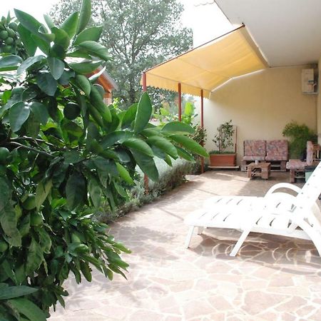 Apartmani Radin Rosini Luaran gambar
