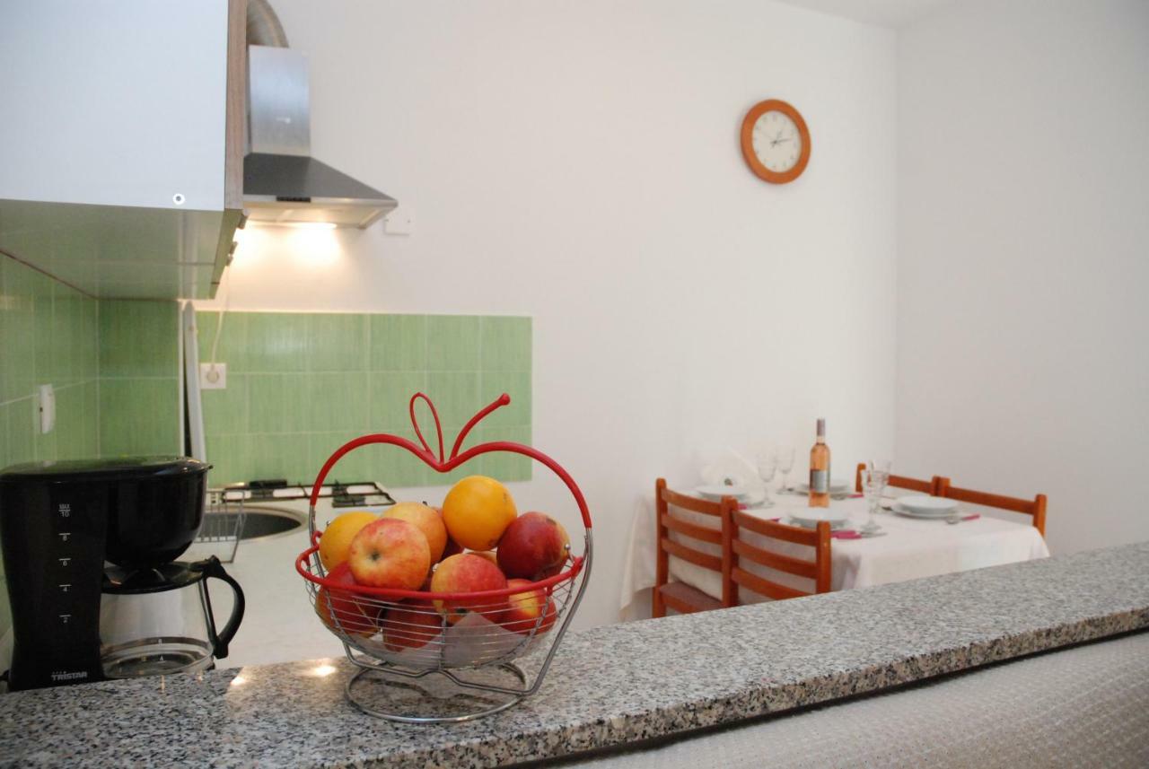 Apartmani Radin Rosini Luaran gambar